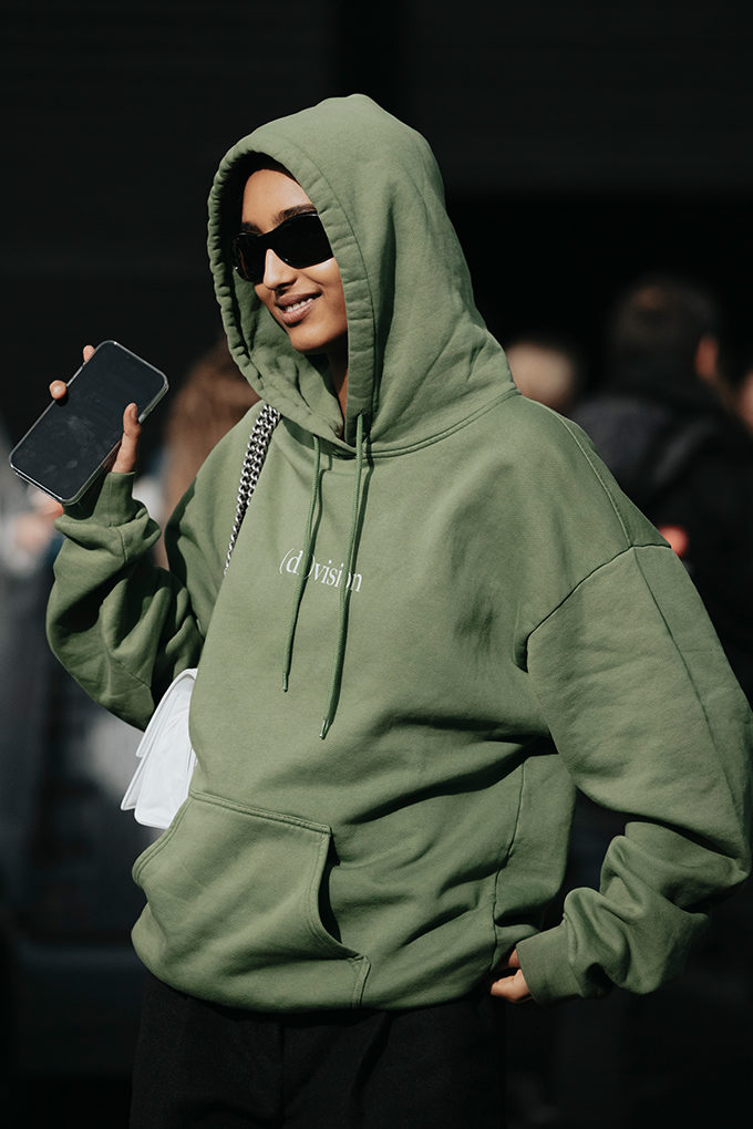 Why Customized Pullovers and Hoodies Make the Ideal Gift